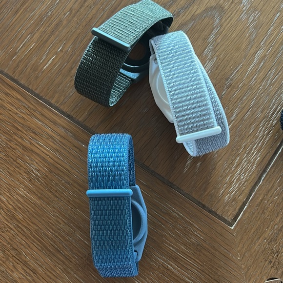 Smart Wearable Bands - Multi-Color black green princess cruise medallion holders - Picture 3 of 4